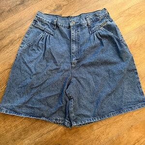Cherokee Women’s 14 Vintage Denim Blue Shorts High‎ Waist Pleated USA Made Denim